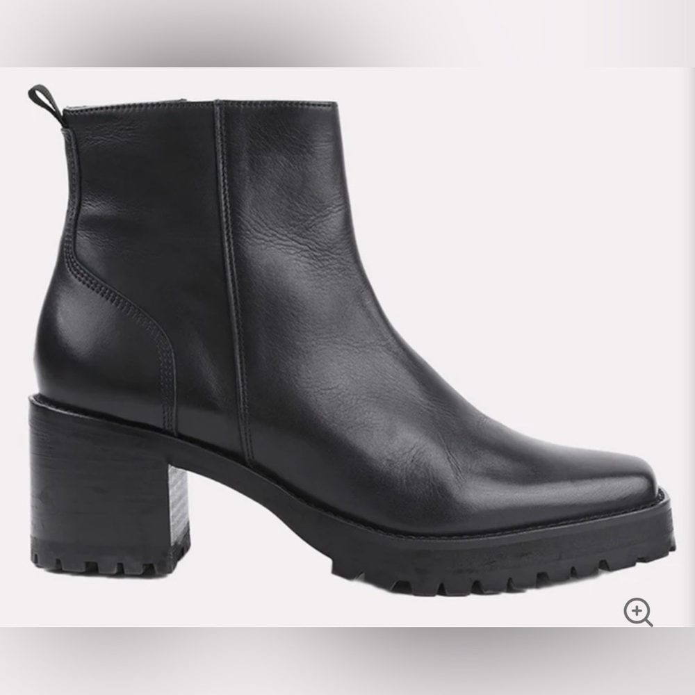 André Assous Mila Leather Boot Sz 10